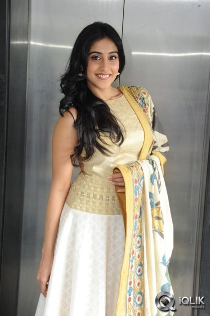 Regina-Cassandra-at-Subramanyam-For-Sale-Press-Meet